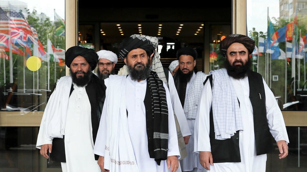 Read more about the article توزیع تبعیض‌آمیز خدمات دولتی در افغانستان؛ اقلیت‌ها و زنان به حاشیه رانده شده‌اند