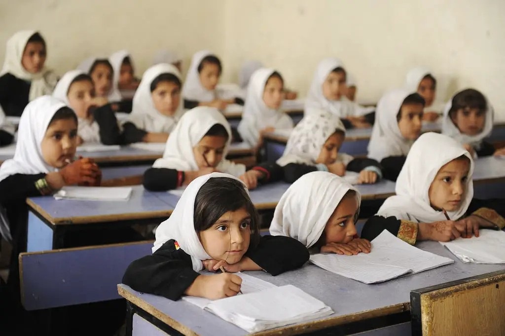 Read more about the article UNICEF Warns: Most Afghan Girls Are Being Denied an Education