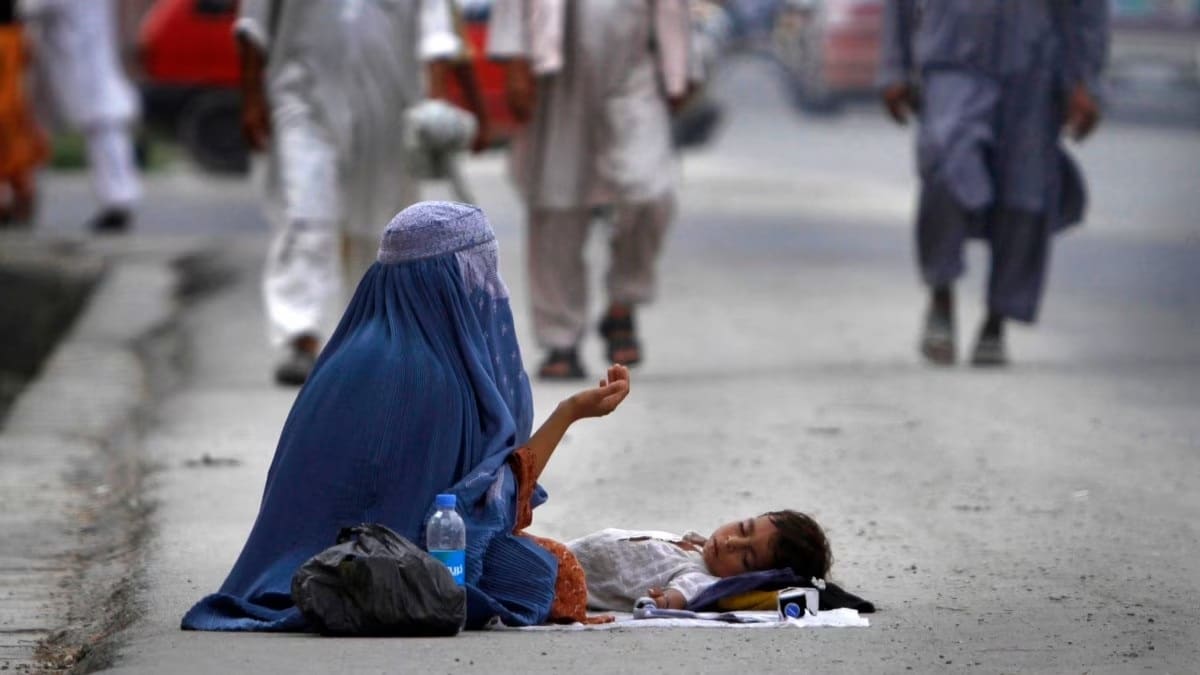 Read more about the article چرا از روز مادر نباید تجلیل کرد؟