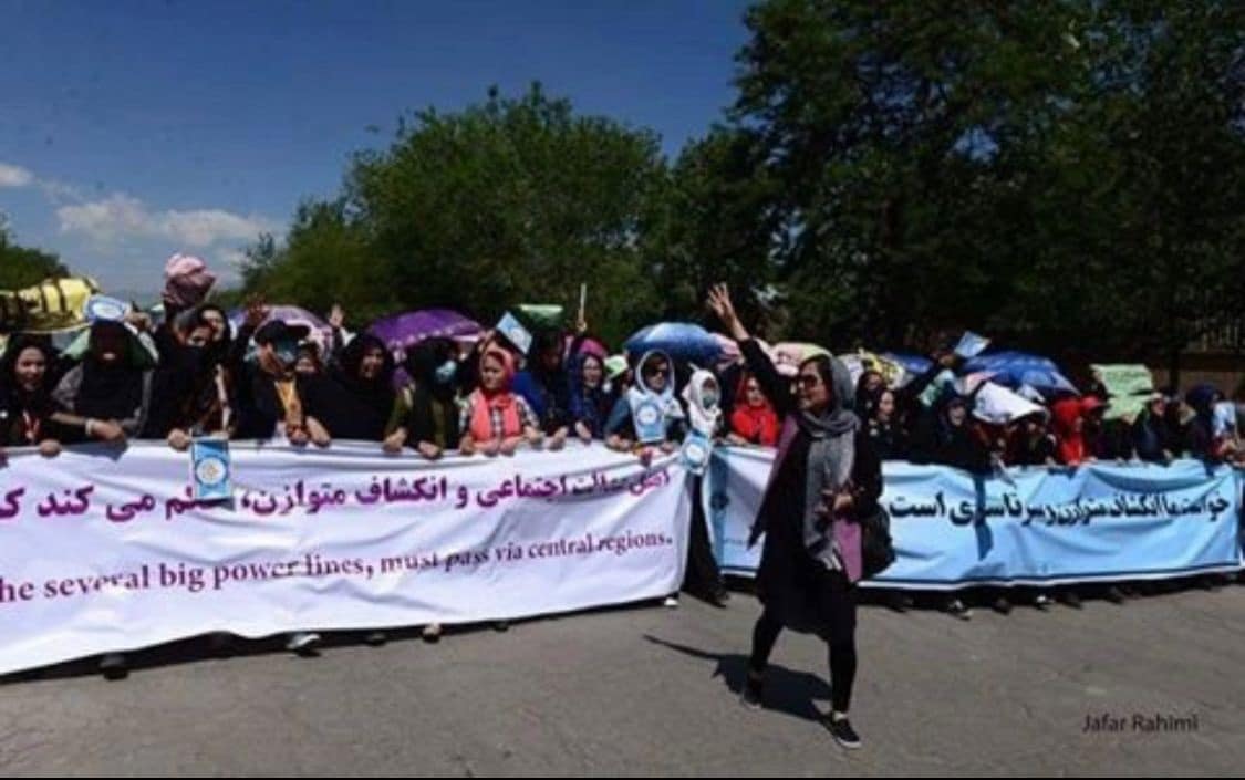 زنان و دختران در خط نخست اعتراض عدالتطلبانهی جنبش روشنایی